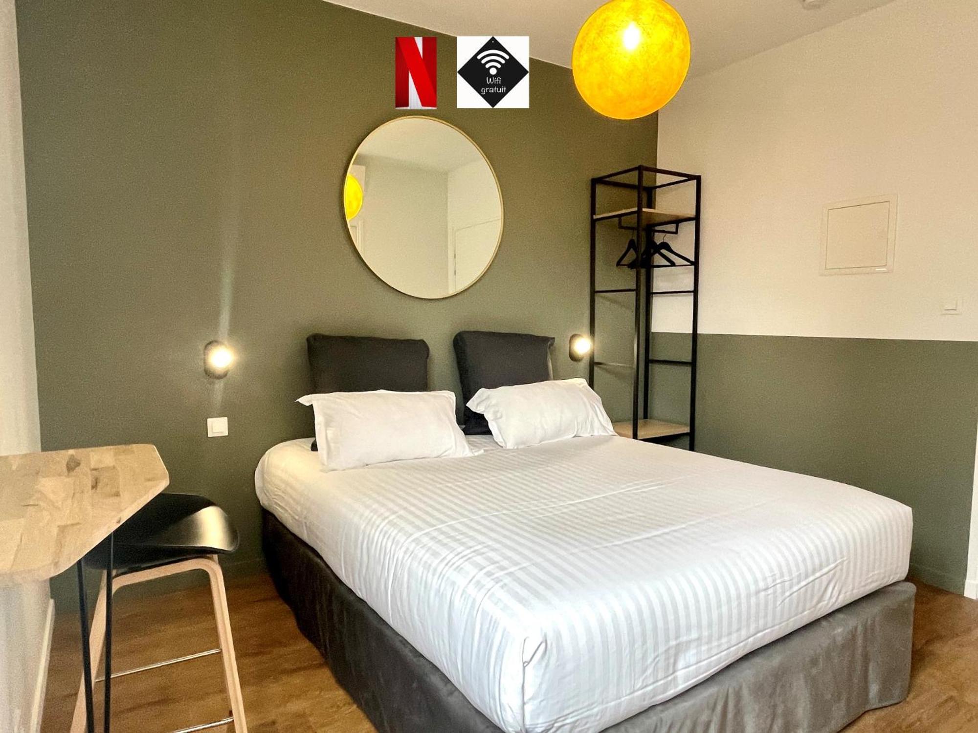 Demeure Rossini Cholet Centre Διαμέρισμα Δωμάτιο φωτογραφία